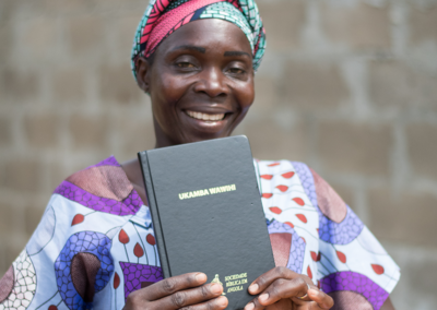 ANGOLA: traduction de la Bible en umbangala