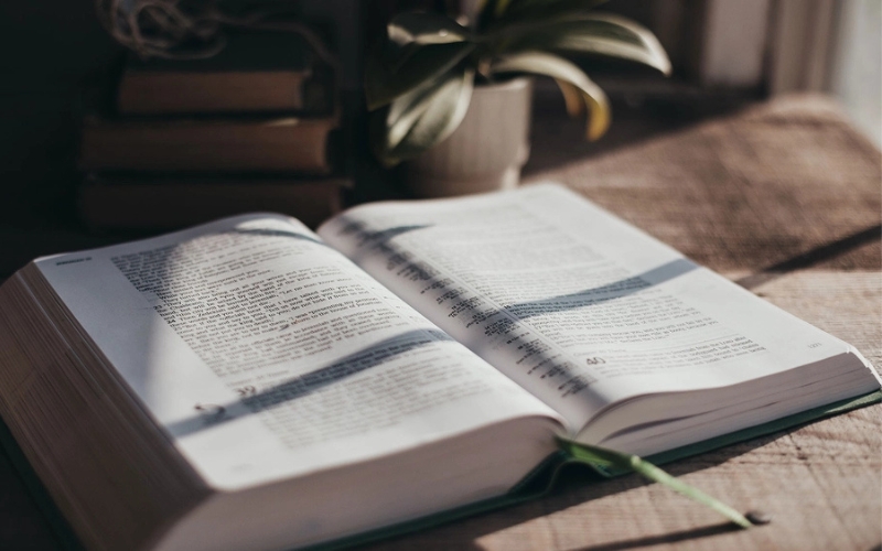 Biblical prophecy and the prophet Isaiah
